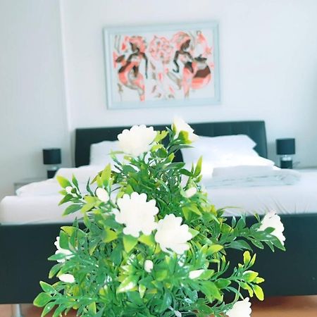 Deluxe Double Room Kp Βιέννη Εξωτερικό φωτογραφία
